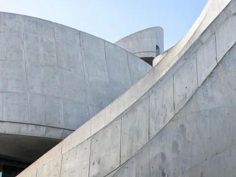 Curved architectural concrete formwork